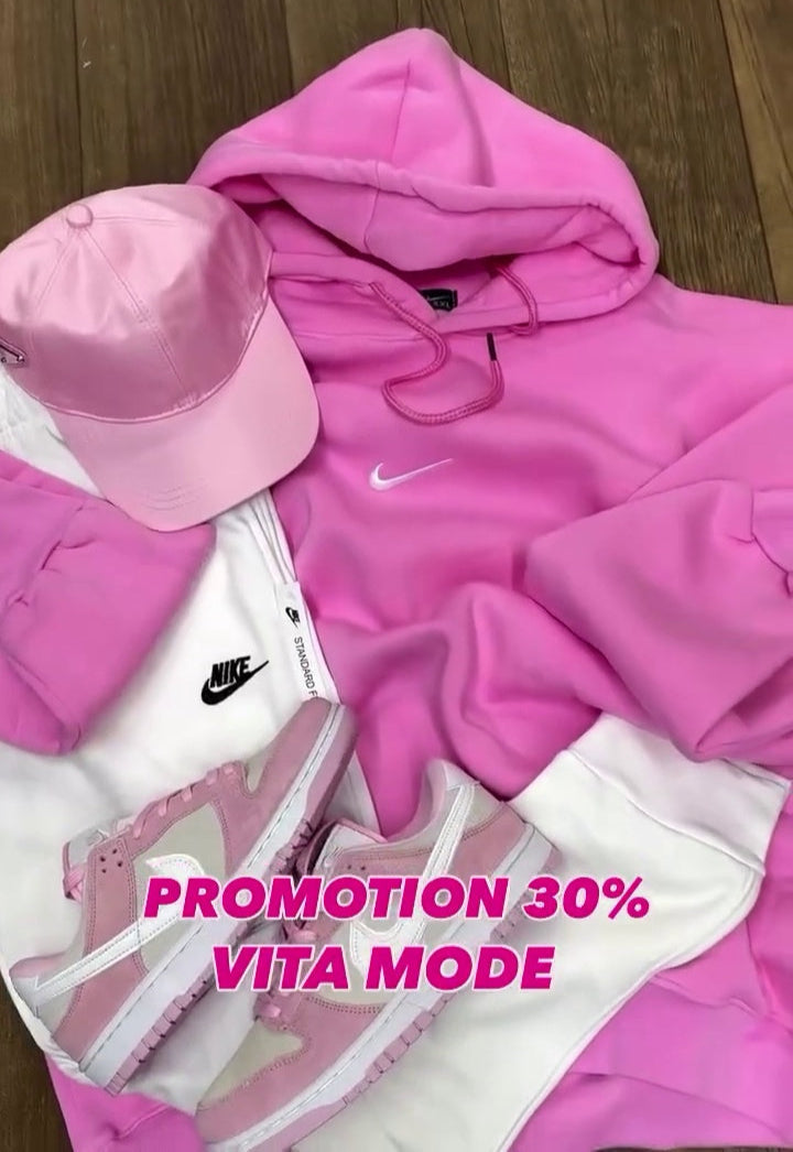 pINK HOODIE